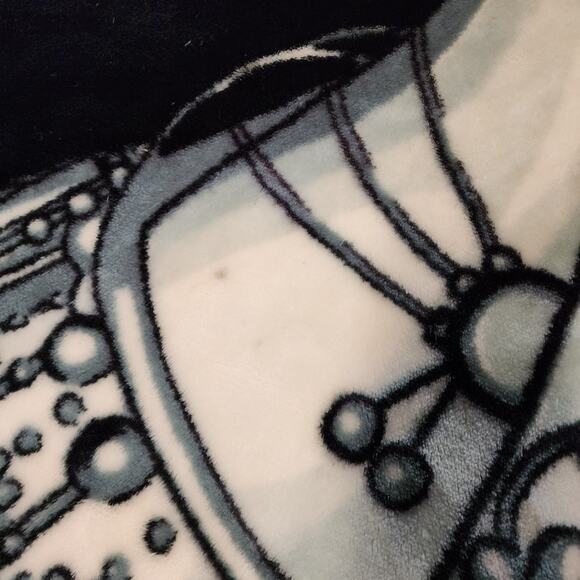 Fairycore Blue Fairy Blanket Acrylic Polyester Fantasy Dark Romance Romantasy - Picture 6 of 9